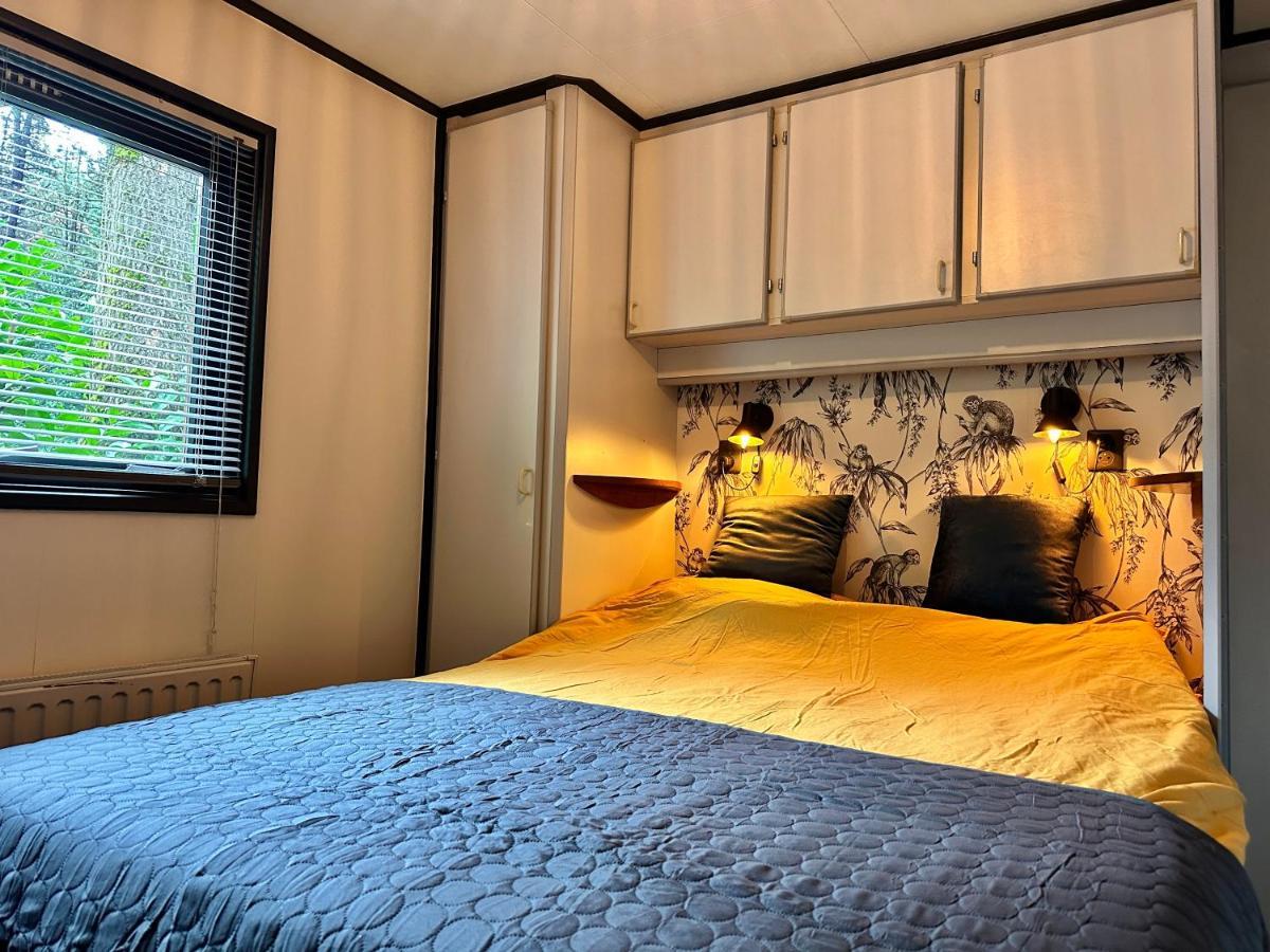 Gezellig Chalet Met 2 Slaapkamers Aan Bosrand Erm 外观 照片